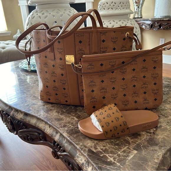 Authentic MCM Set - Picture 4 of 9